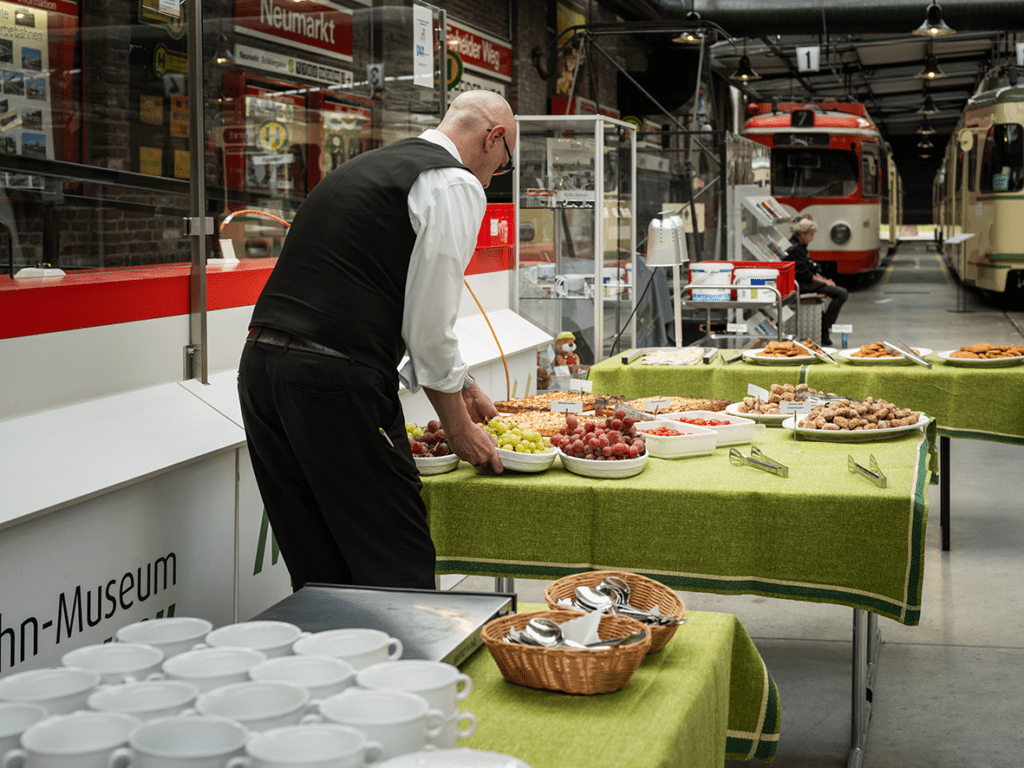 Das reichhaltige Buffet mit schwäbisch-badischen Spezialitäten von Aubele´s Restaurant fand ebenfalls besten Anklang.